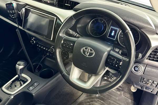 2019 Toyota HILUX SR5+ (4x4) GUN126R MY19 4X4