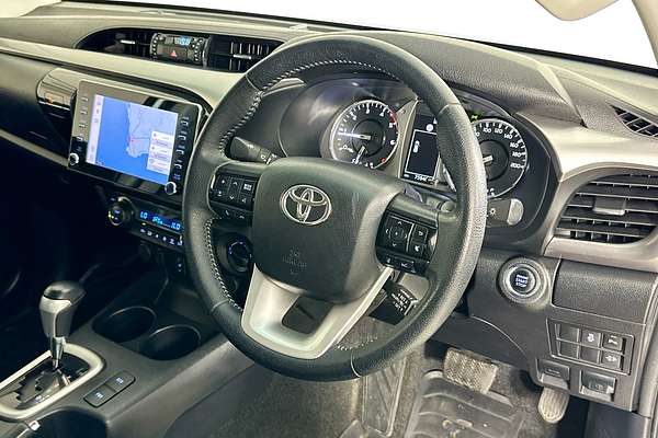 2022 Toyota HILUX SR5 (4x4) GUN126R 4X4