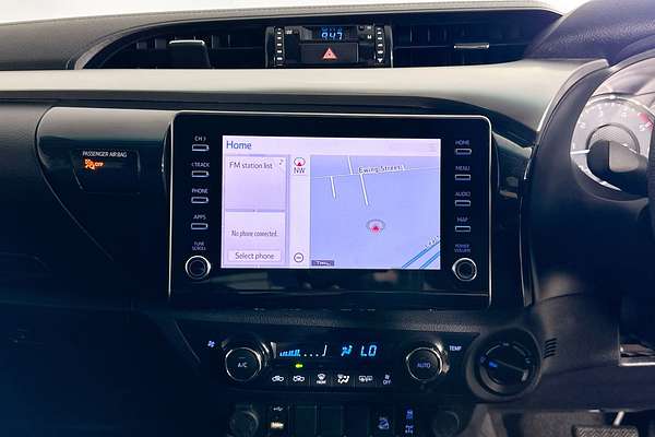 2020 Toyota HILUX SR5 (4x4) GUN126R FACELIFT 4X4