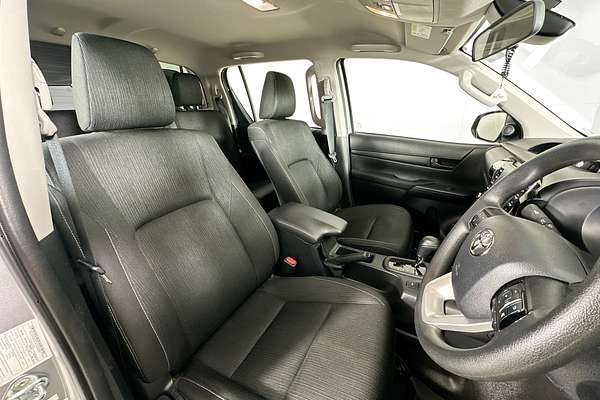 2024 Toyota HILUX SR (4x4) GUN126R 4X4