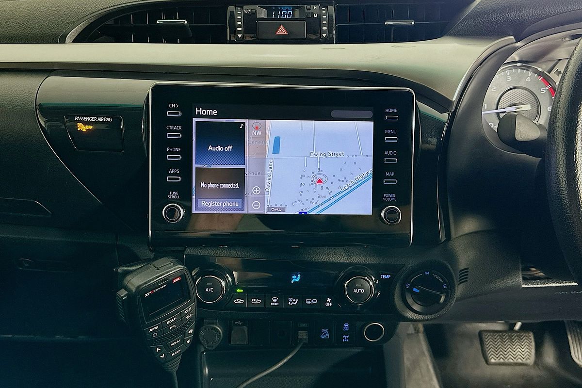 2021 Toyota HILUX SR5 (4x4) GUN126R 4X4