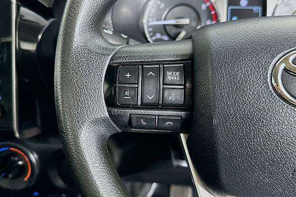 2020 Toyota HILUX WORKMATE HI-RIDER GUN135R FACELIFT 4x2