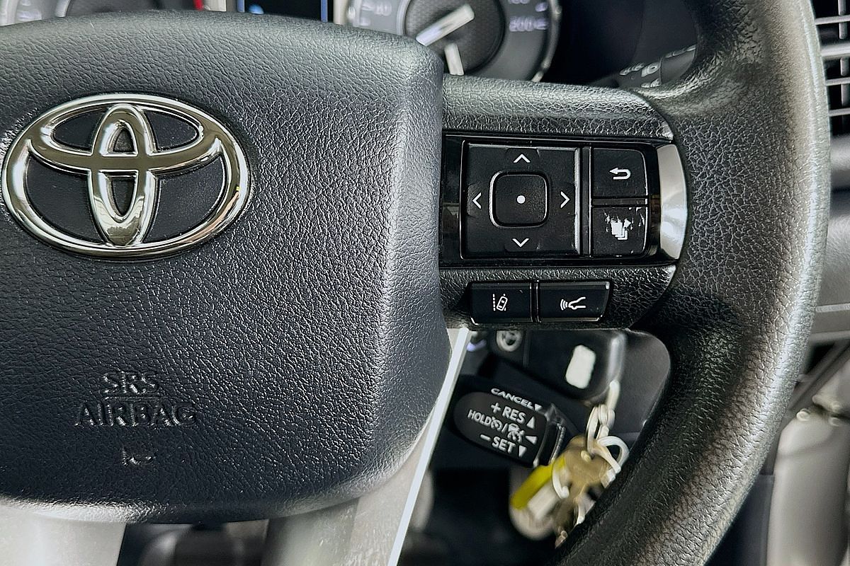 2020 Toyota HILUX WORKMATE HI-RIDER GUN135R FACELIFT 4x2