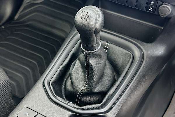 2023 Toyota HILUX SR (4x4) GUN126R 4X4