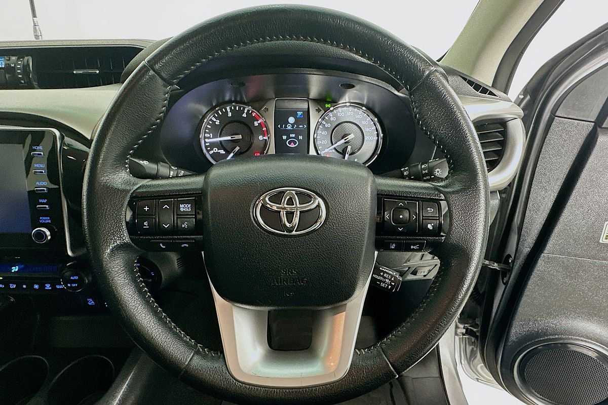 2021 Toyota HILUX SR5 (4x4) GUN126R FACELIFT 4X4