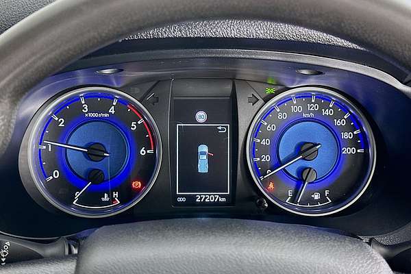 2020 Toyota HILUX SR (4x4) GUN126R FACELIFT 4X4