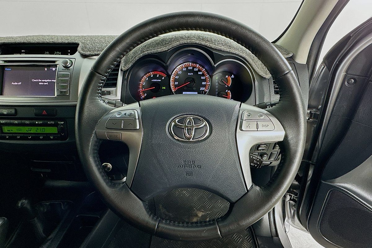 2015 Toyota HILUX SR5 (4x4) KUN26R MY14 4X4