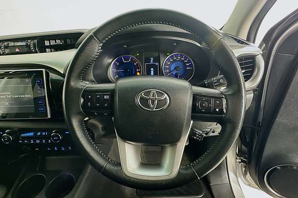 2019 Toyota HILUX SR5 (4x4) GUN126R MY19 4X4