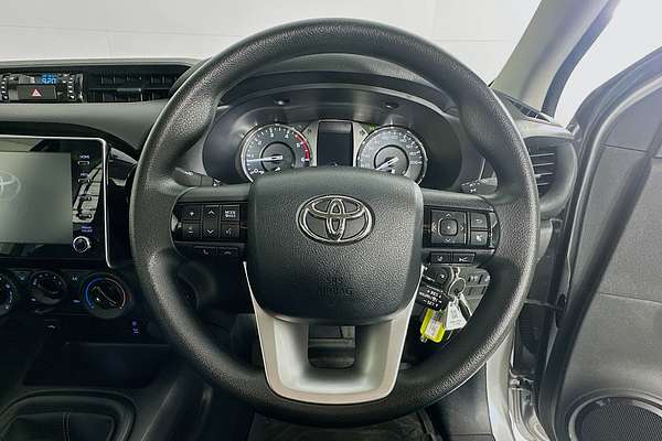 2023 Toyota HILUX SR (4x4) GUN126R 4X4