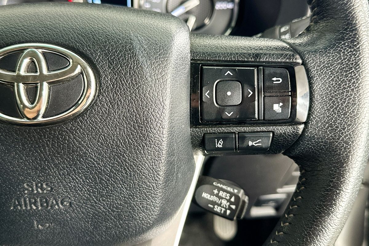 2022 Toyota HILUX SR5 (4x4) GUN126R 4X4