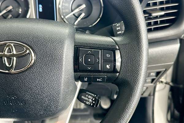 2024 Toyota HILUX SR (4x4) GUN126R 4X4