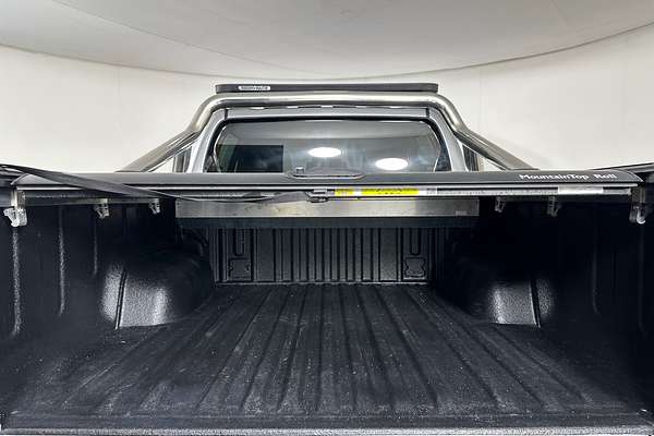 2020 Toyota HILUX SR5 (4x4) GUN126R MY19 UPGRADE 4X4