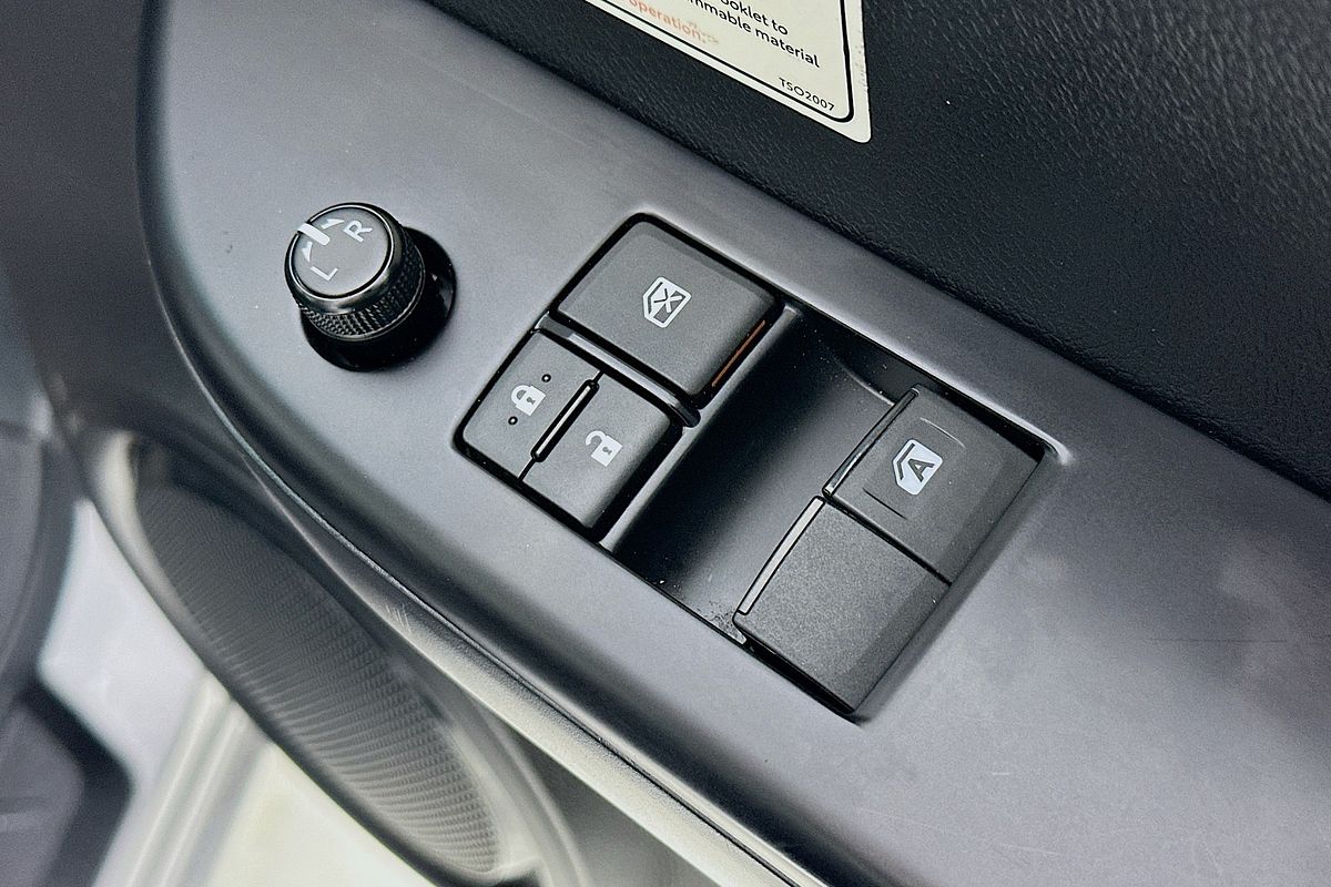 2021 Toyota HILUX WORKMATE HI-RIDER (4x2) GUN135R 4x2