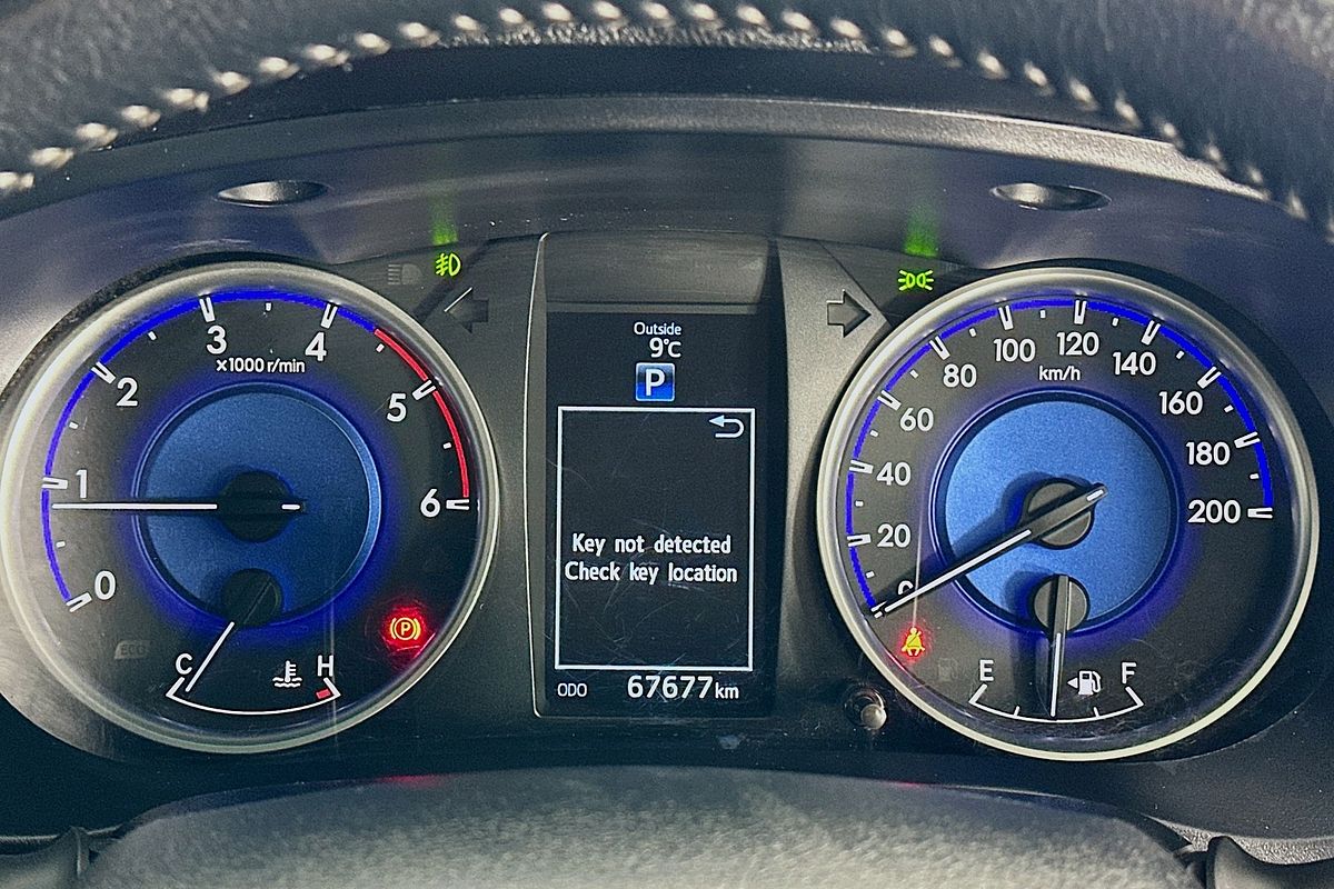 2019 Toyota HILUX SR5 (4x4) GUN126R MY19 4X4