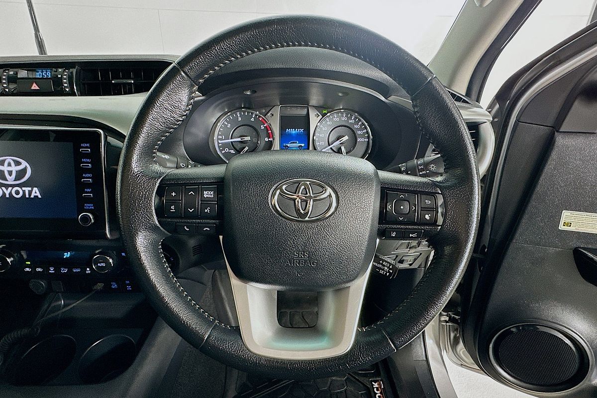 2021 Toyota HILUX SR5 (4x4) GUN126R 4X4