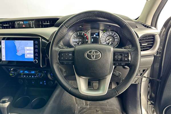 2022 Toyota HILUX SR5 (4x4) GUN126R 4X4