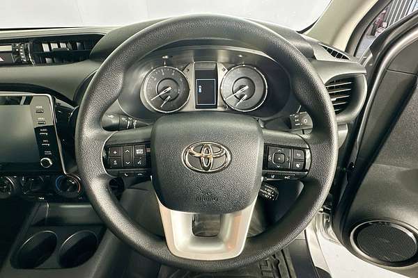 2024 Toyota HILUX SR (4x4) GUN126R 4X4