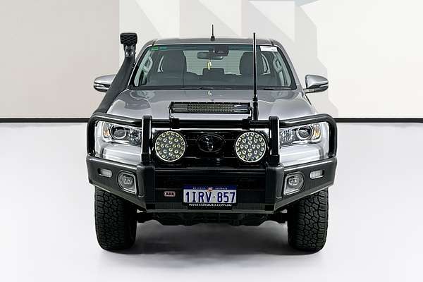 2019 Toyota HILUX SR5 (4x4) GUN126R MY19 4X4