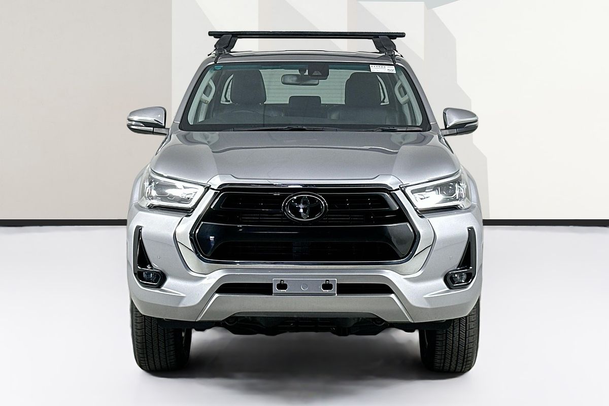 2022 Toyota HILUX SR5 (4x4) GUN126R 4X4