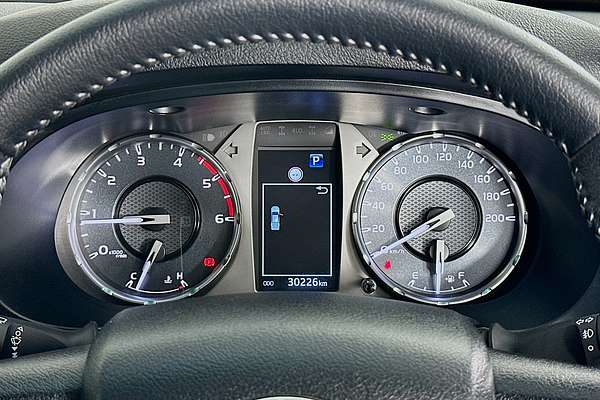 2024 Toyota HILUX SR5 48V (4x4) GUN126R RC 4X4