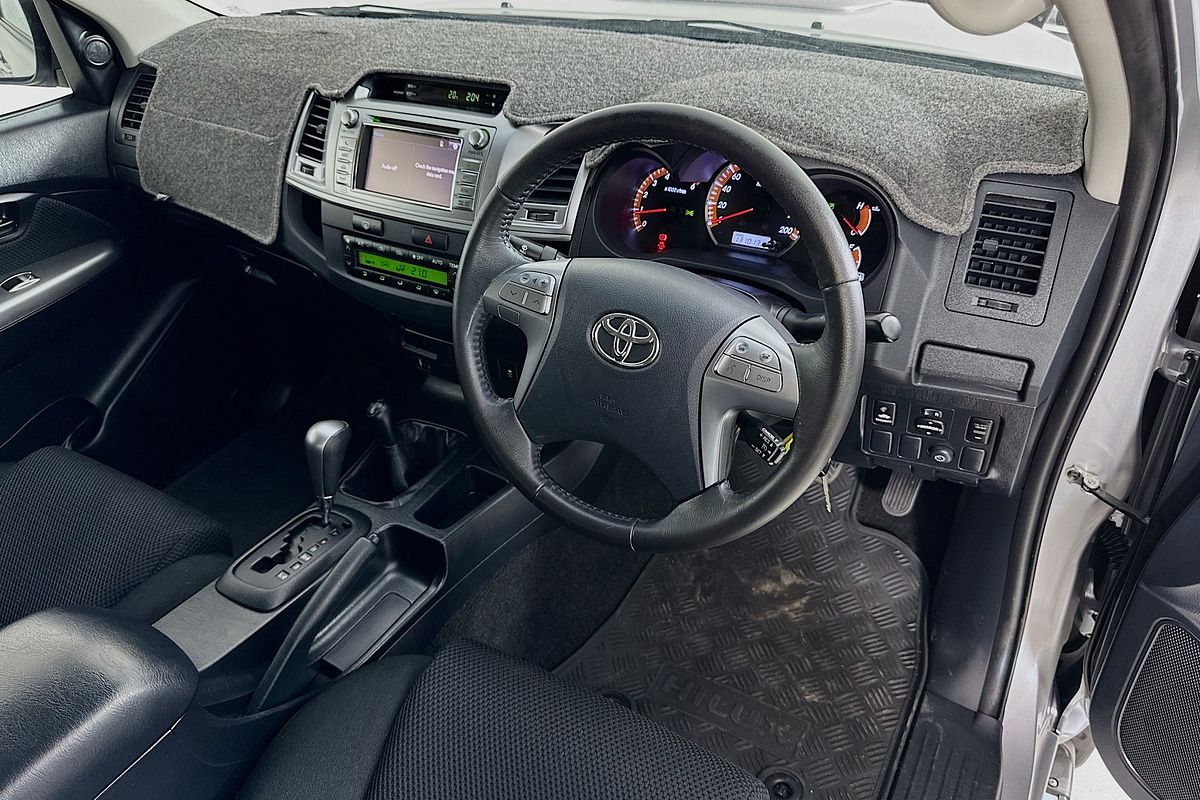 2015 Toyota HILUX SR5 (4x4) KUN26R MY14 4X4