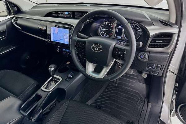 2024 Toyota HILUX SR5 48V (4x4) GUN126R RC 4X4