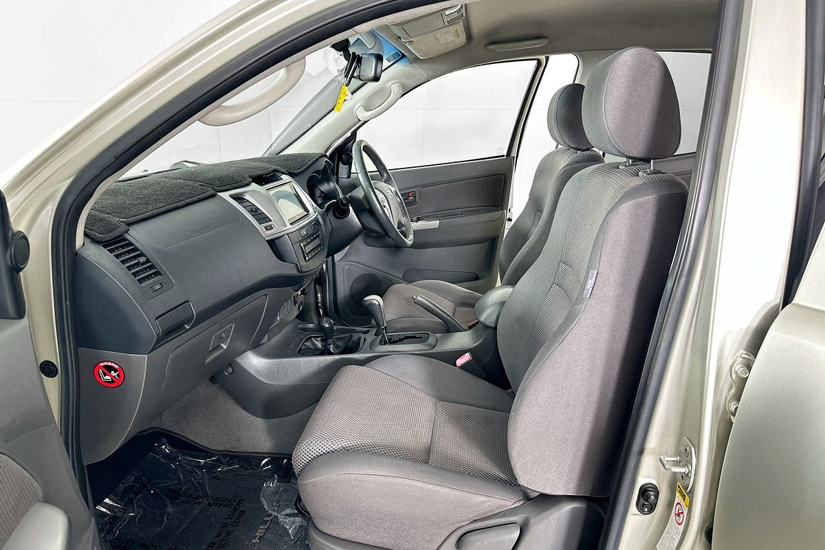 2013 Toyota Hilux SR5 (4x4) KUN26R MY14 4X4