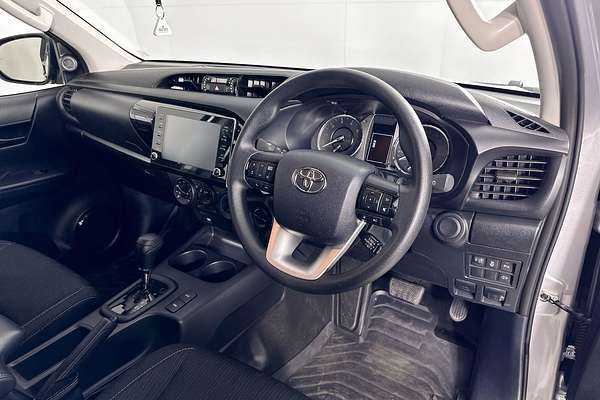 2024 Toyota HILUX SR (4x4) GUN126R 4X4