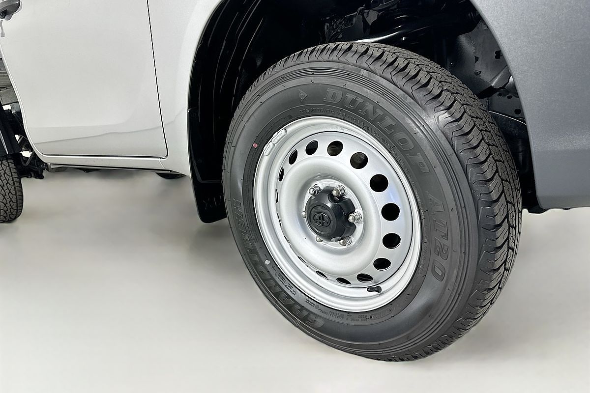 2020 Toyota HILUX WORKMATE HI-RIDER GUN135R FACELIFT 4x2