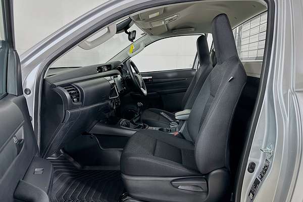 2023 Toyota HILUX SR (4x4) GUN126R 4X4