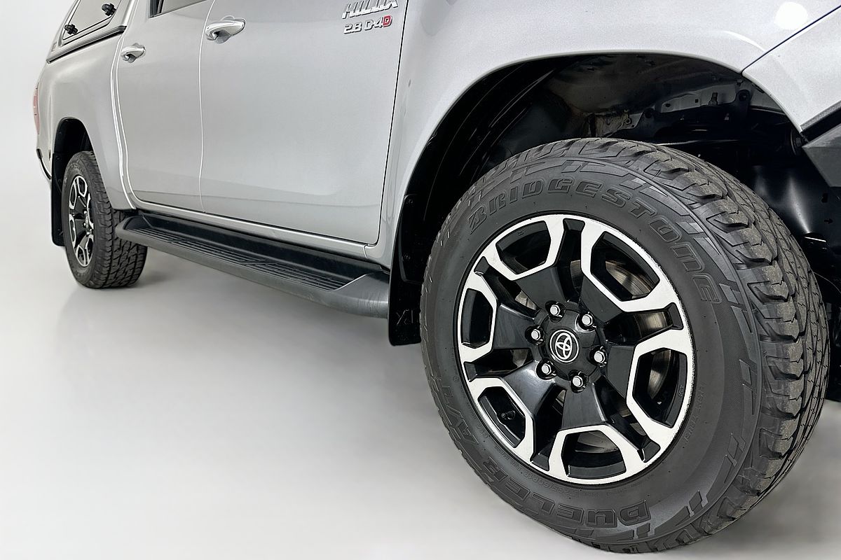 2021 Toyota HILUX SR5 (4x4) GUN126R FACELIFT 4X4