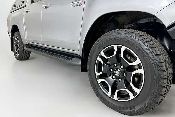2021 Toyota HILUX SR5 (4x4) GUN126R FACELIFT 4X4