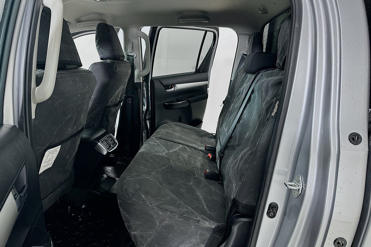 2021 Toyota HILUX SR5 (4x4) GUN126R FACELIFT 4X4