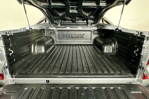 2022 Toyota HILUX SR5 (4x4) GUN126R 4X4
