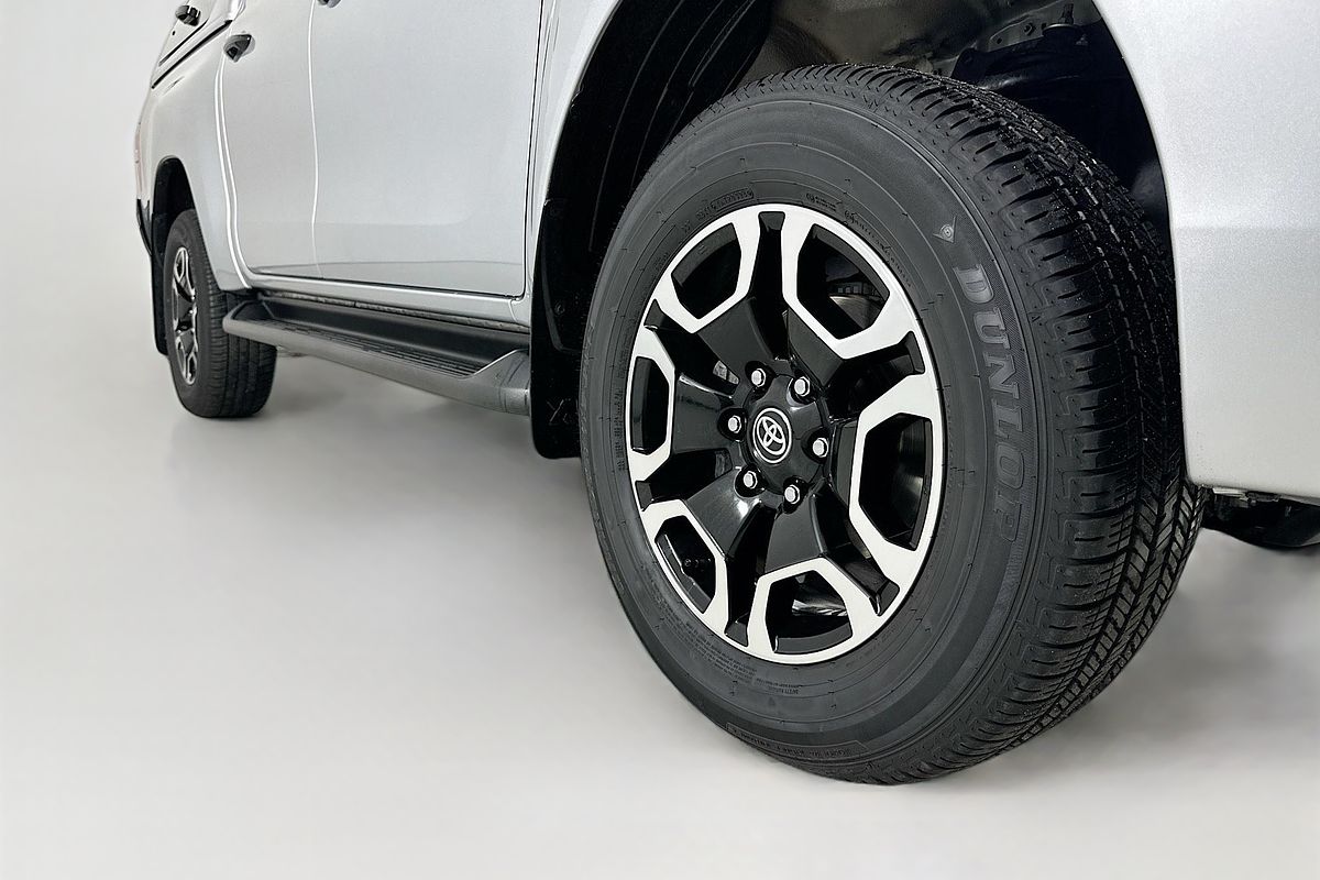 2024 Toyota HILUX SR5 48V (4x4) GUN126R RC 4X4