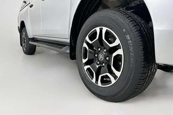 2024 Toyota HILUX SR5 48V (4x4) GUN126R RC 4X4