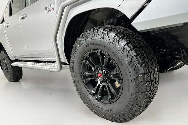 2022 Toyota HILUX SR5 (4x4) GUN126R 4X4