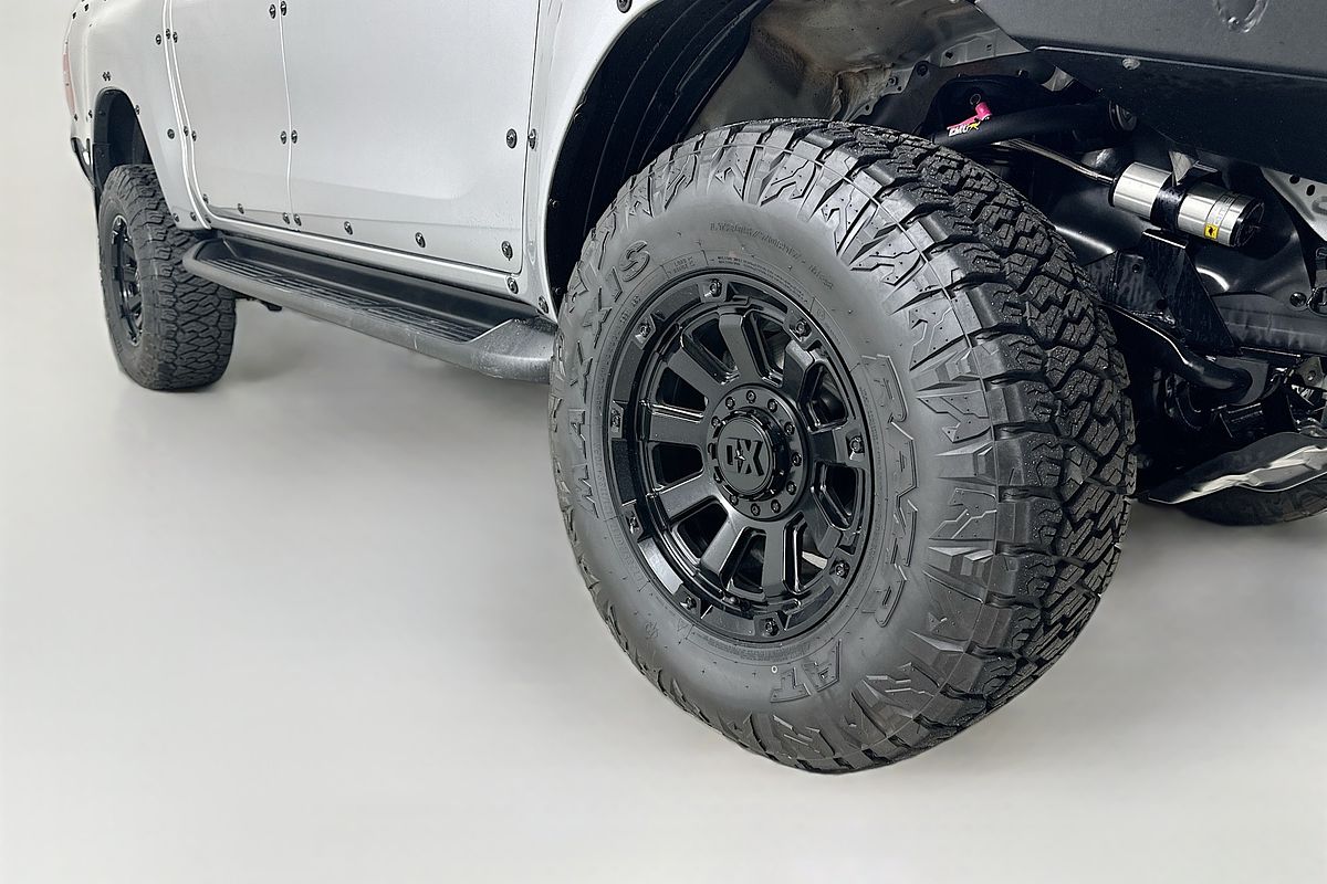 2021 Toyota HILUX SR5 (4x4) GUN126R FACELIFT 4X4
