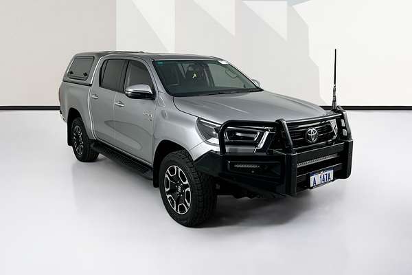 2021 Toyota HILUX SR5 (4x4) GUN126R FACELIFT 4X4