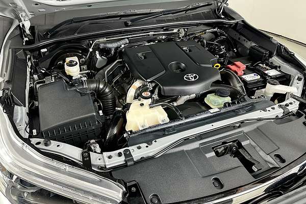2019 Toyota HILUX SR5 (4x4) GUN126R MY19 4X4
