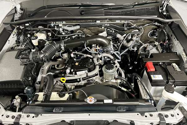 2022 Toyota HILUX WORKMATE (4x2) TGN121R REAR WHEEL DRIVE