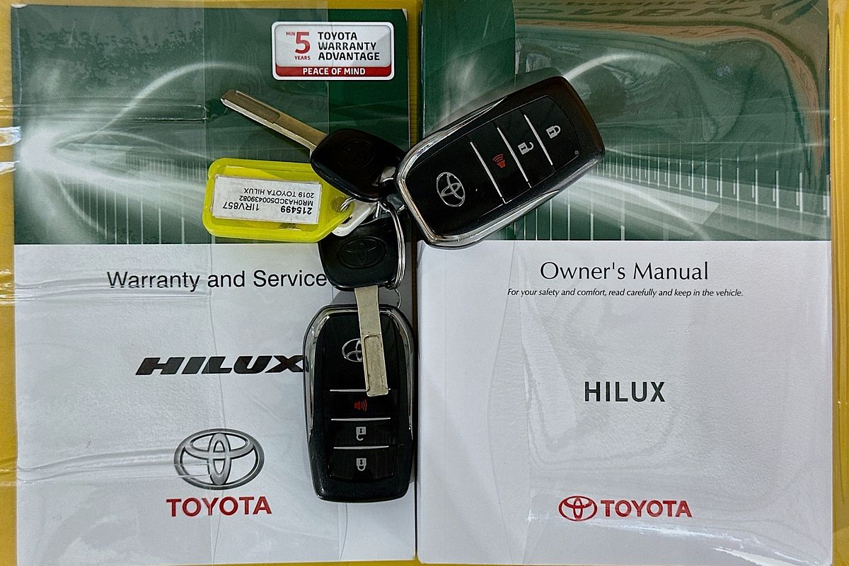 2019 Toyota HILUX SR5 (4x4) GUN126R MY19 4X4