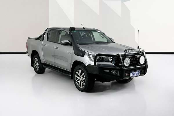 2019 Toyota HILUX SR5 (4x4) GUN126R MY19 4X4