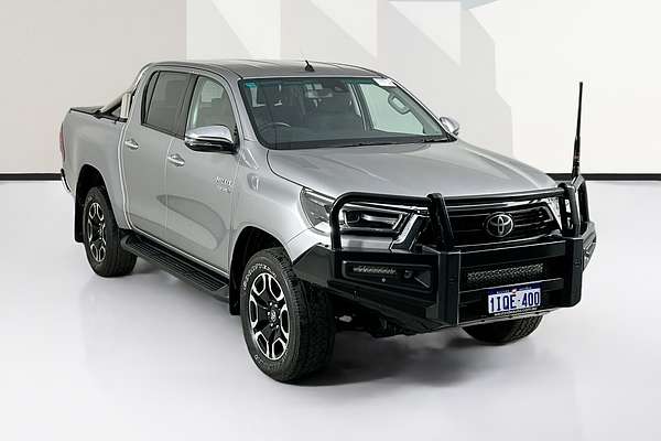 2021 Toyota HILUX SR5 (4x4) GUN126R 4X4