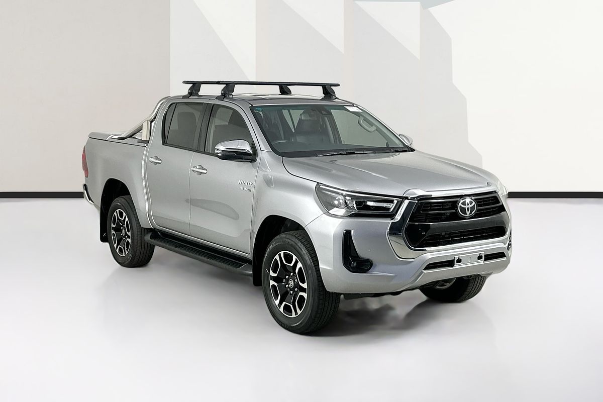 2022 Toyota HILUX SR5 (4x4) GUN126R 4X4
