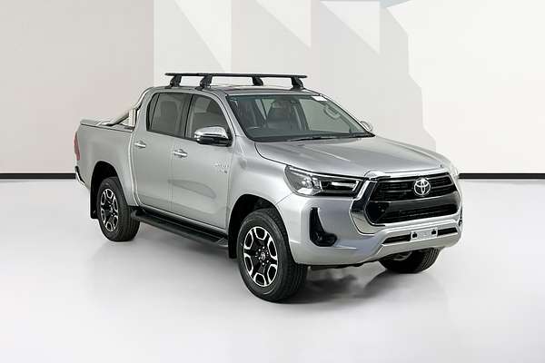 2022 Toyota HILUX SR5 (4x4) GUN126R 4X4