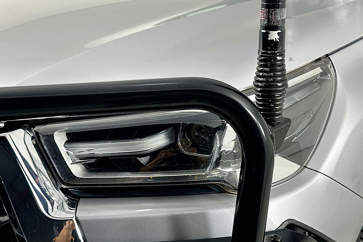 2021 Toyota HILUX SR5 (4x4) GUN126R 4X4