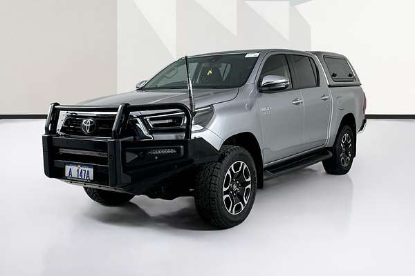 2021 Toyota HILUX SR5 (4x4) GUN126R FACELIFT 4X4