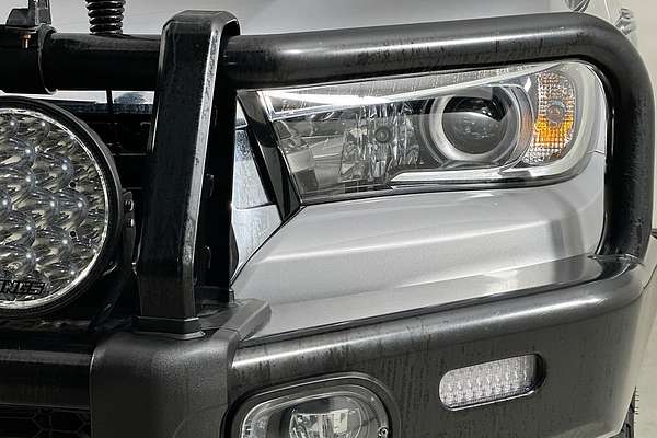 2019 Toyota HILUX SR5 (4x4) GUN126R MY19 4X4