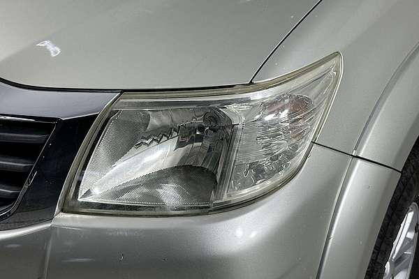 2013 Toyota Hilux SR5 (4x4) KUN26R MY14 4X4